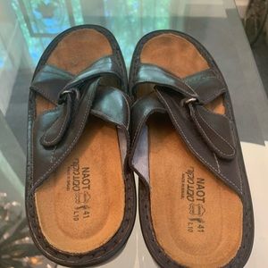 Naot black slip on shoe